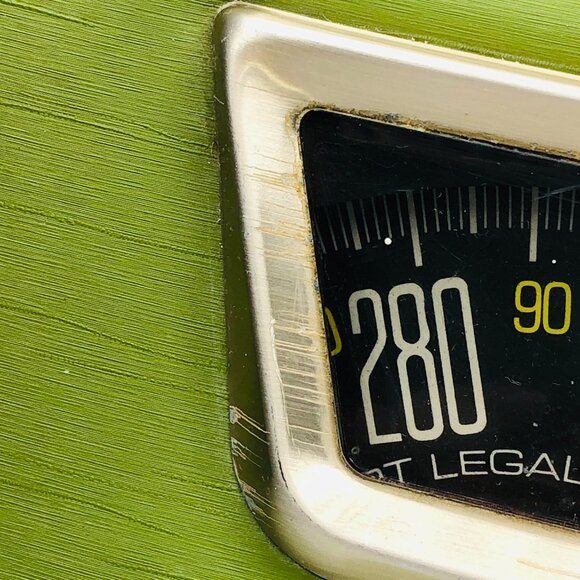 Vintage BORG Avocado Olive Green Personal Bathroom Scale 300lbs MCM Lifestyle - Picture 14 of 15